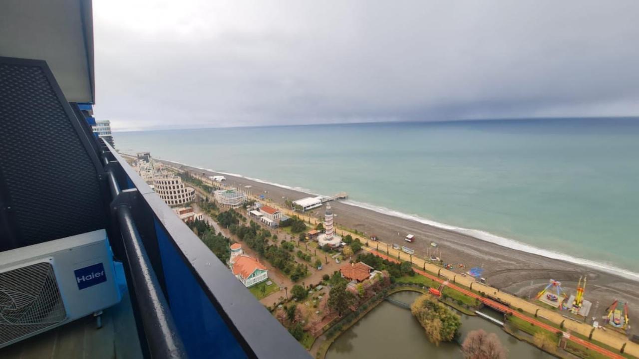 Downtown Centre In Batumi Aparthotel Orbi City In 巴统 外观 照片