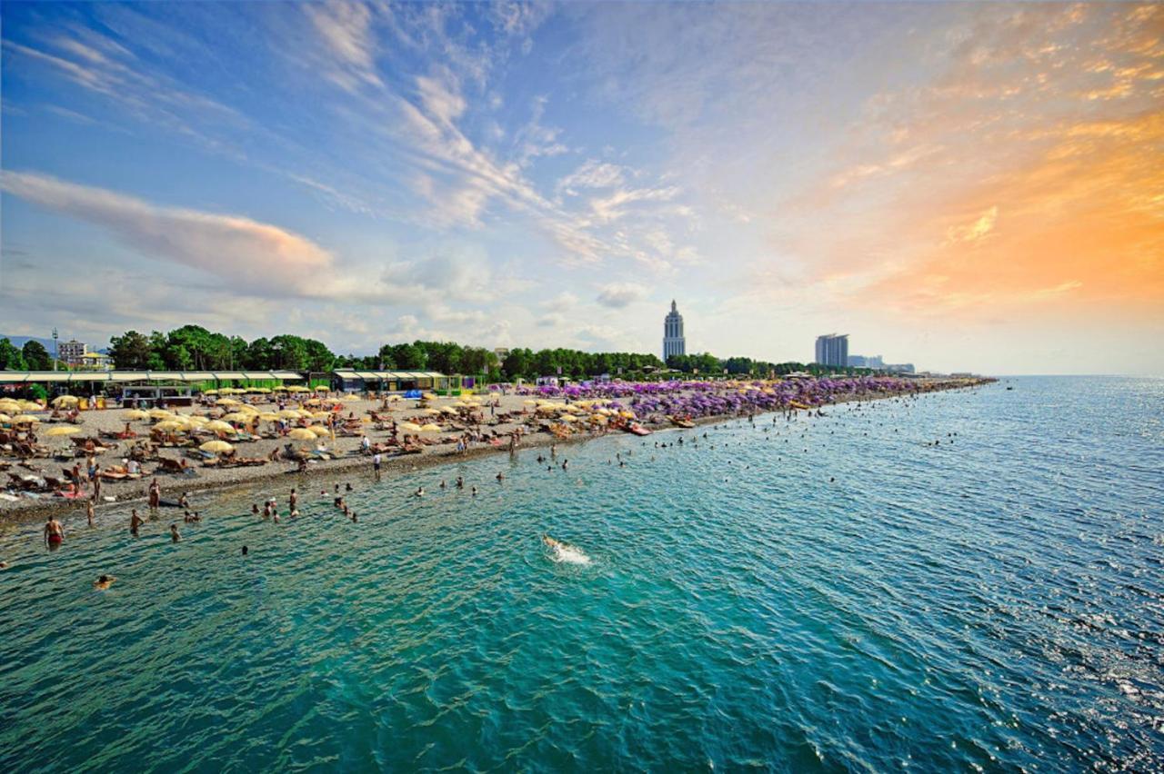 Downtown Centre In Batumi Aparthotel Orbi City In 巴统 外观 照片