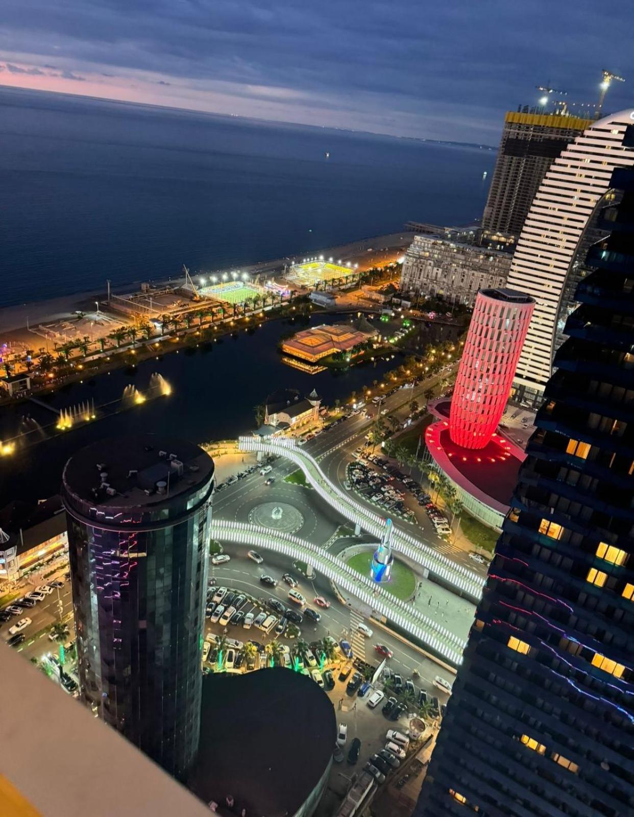Downtown Centre In Batumi Aparthotel Orbi City In 巴统 外观 照片